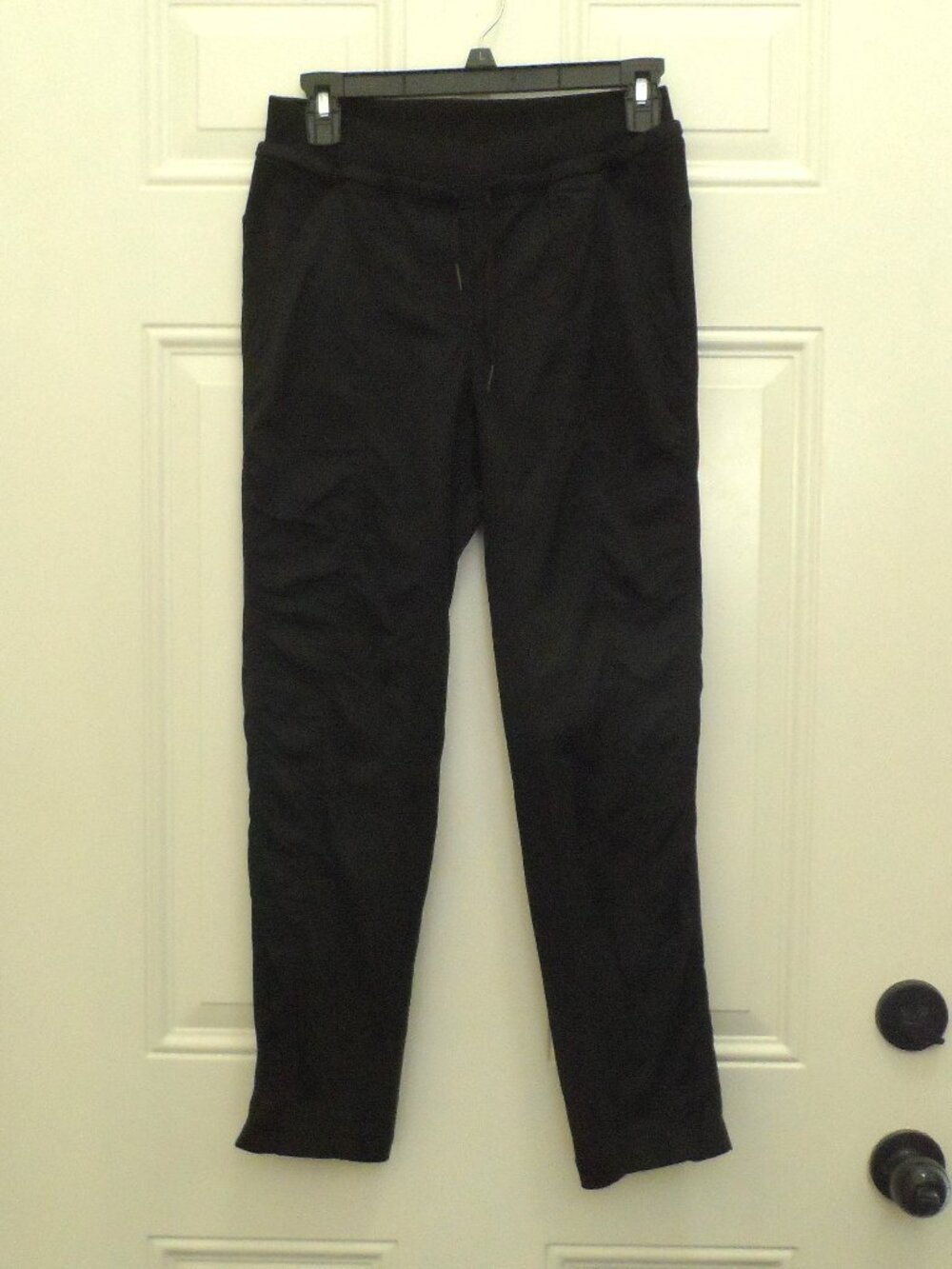 Lululemon Dance Studio Mid Rise  Black Size 6.